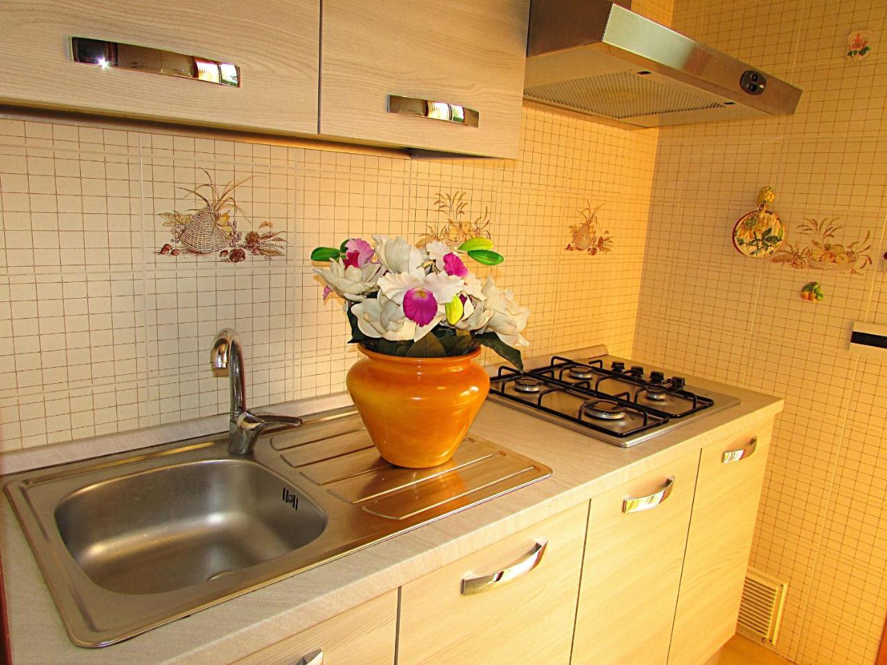 Andrea Apartment Бибионе Екстериор снимка